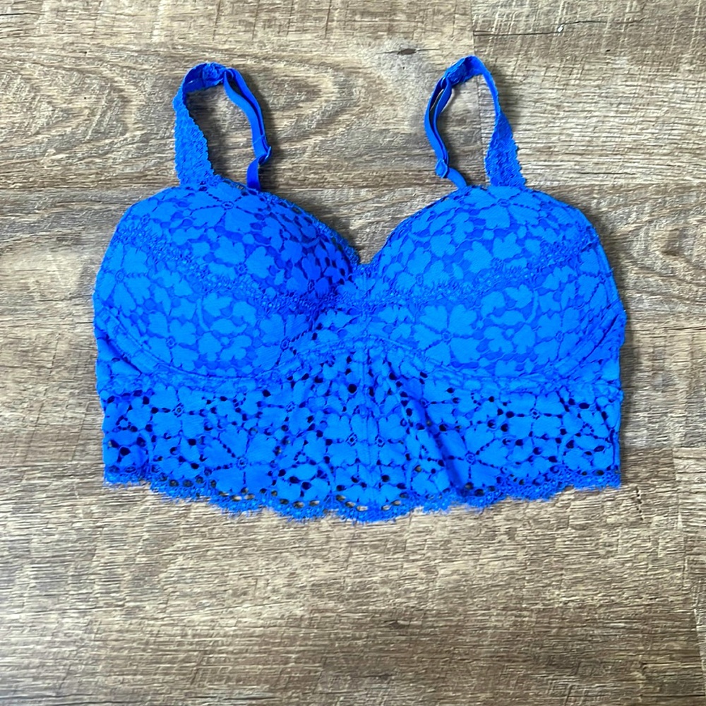 Victoria Secret PINK Blue Lace “Bralette” built in push up bra - never worn!